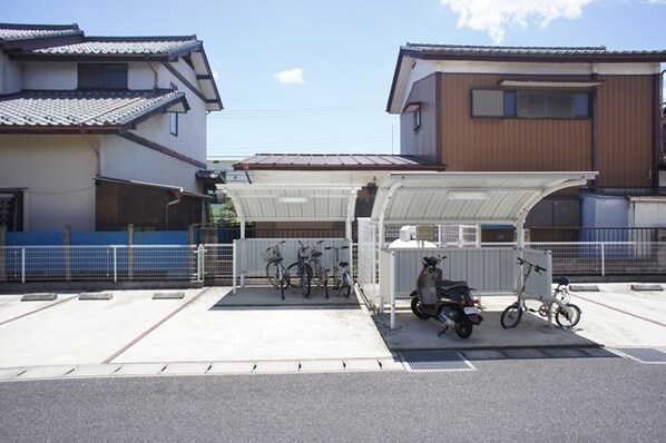 小山駅 バス13分  城南小前下車：停歩3分 2階の物件外観写真